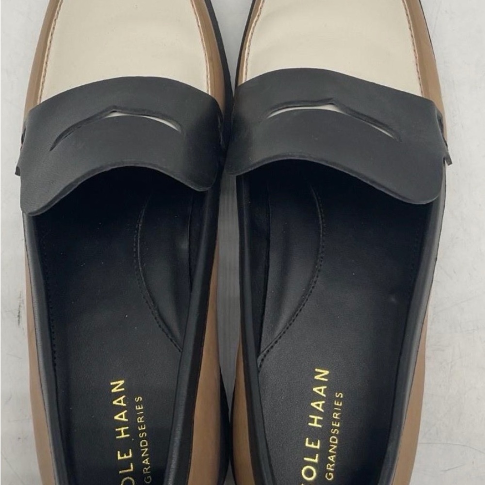 NEW Cole Haan Geneva Women's Two-Tone Leather Penny Loafers Black, Tan & White 9 - Picture 3 of 6